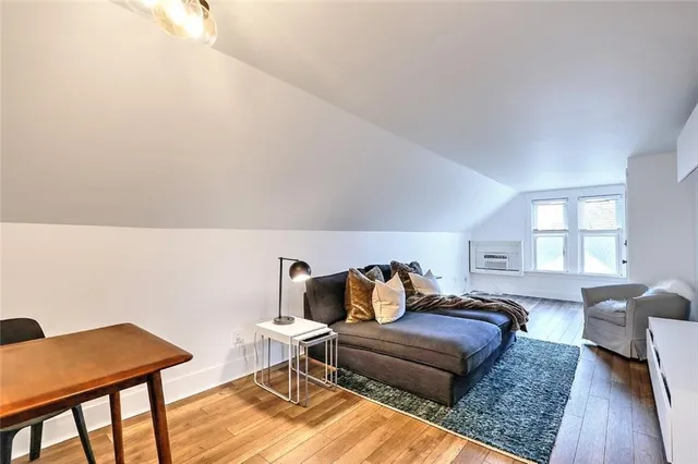 $1,850 | 73 Washburn Avenue, East Providence, RI 02916