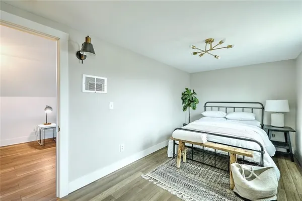 $1,825 | 73 Washburn Avenue, East Providence, RI 02916