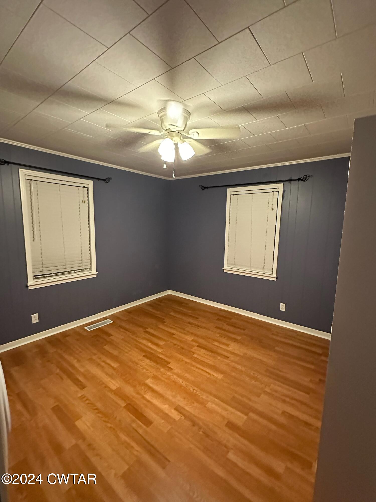 307 King Street Ridgely, TN 38080 - Photo 10 of 15 a view of an empty room with a window