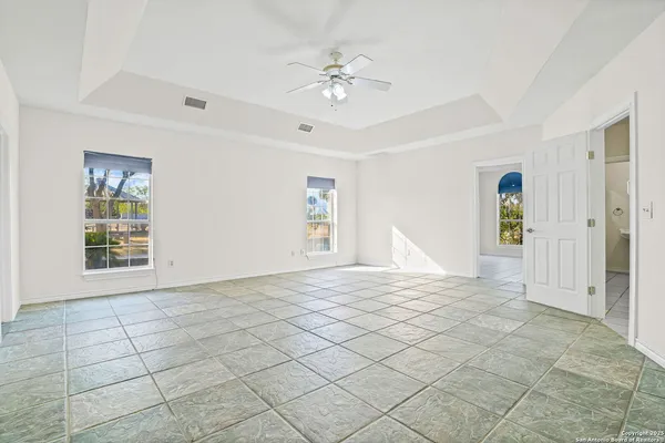 $940,000 | 5280 Smith Road, Von Ormy, TX 78073