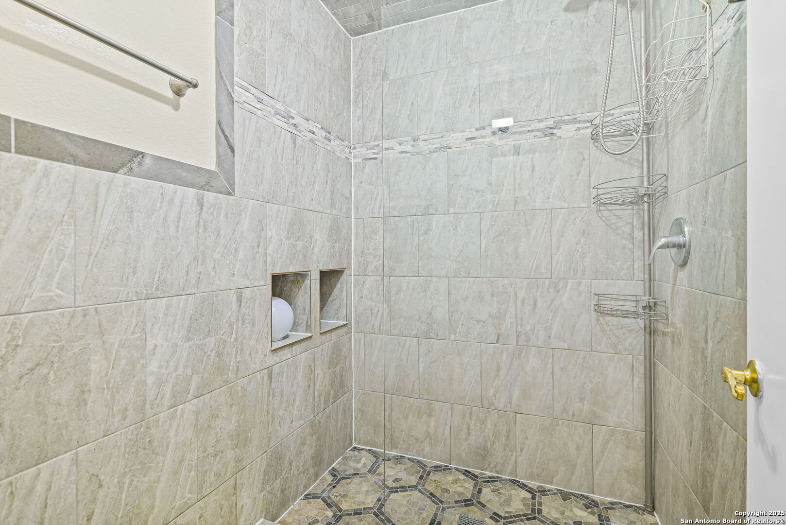 5280 Smith Road Von Ormy, TX 78073 - Photo 23 of 42