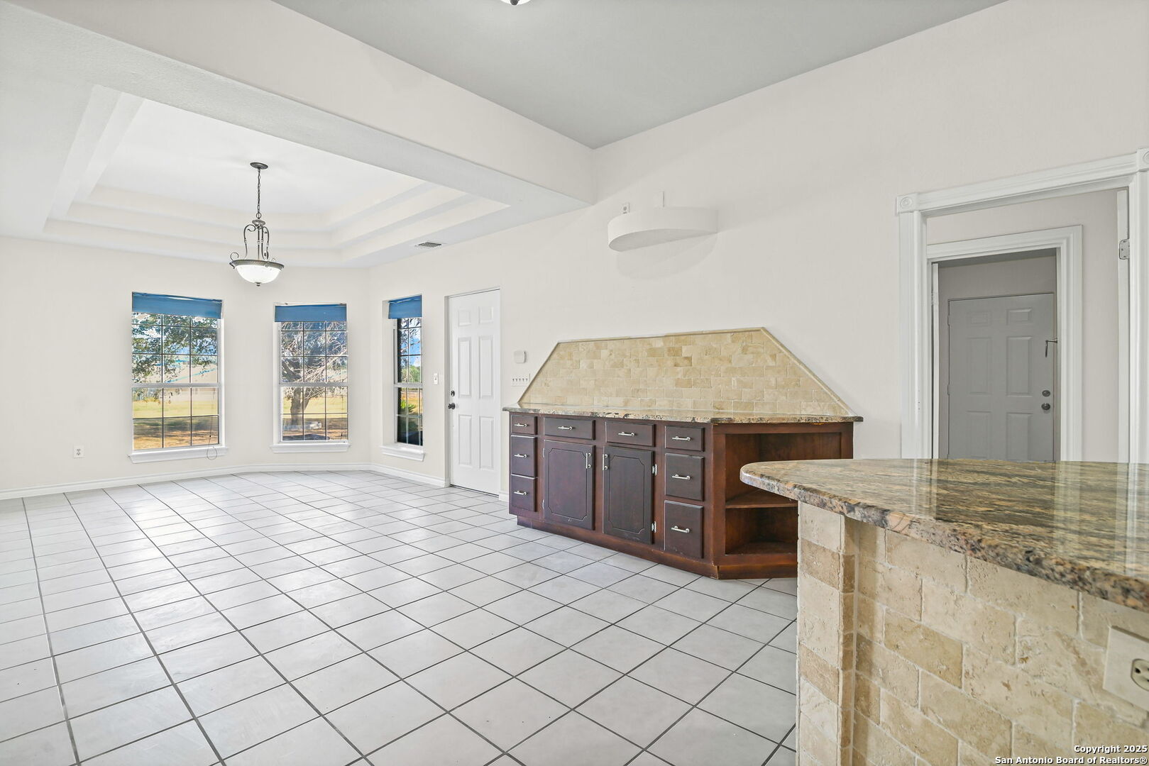 5280 Smith Road Von Ormy, TX 78073 - Photo 10 of 42