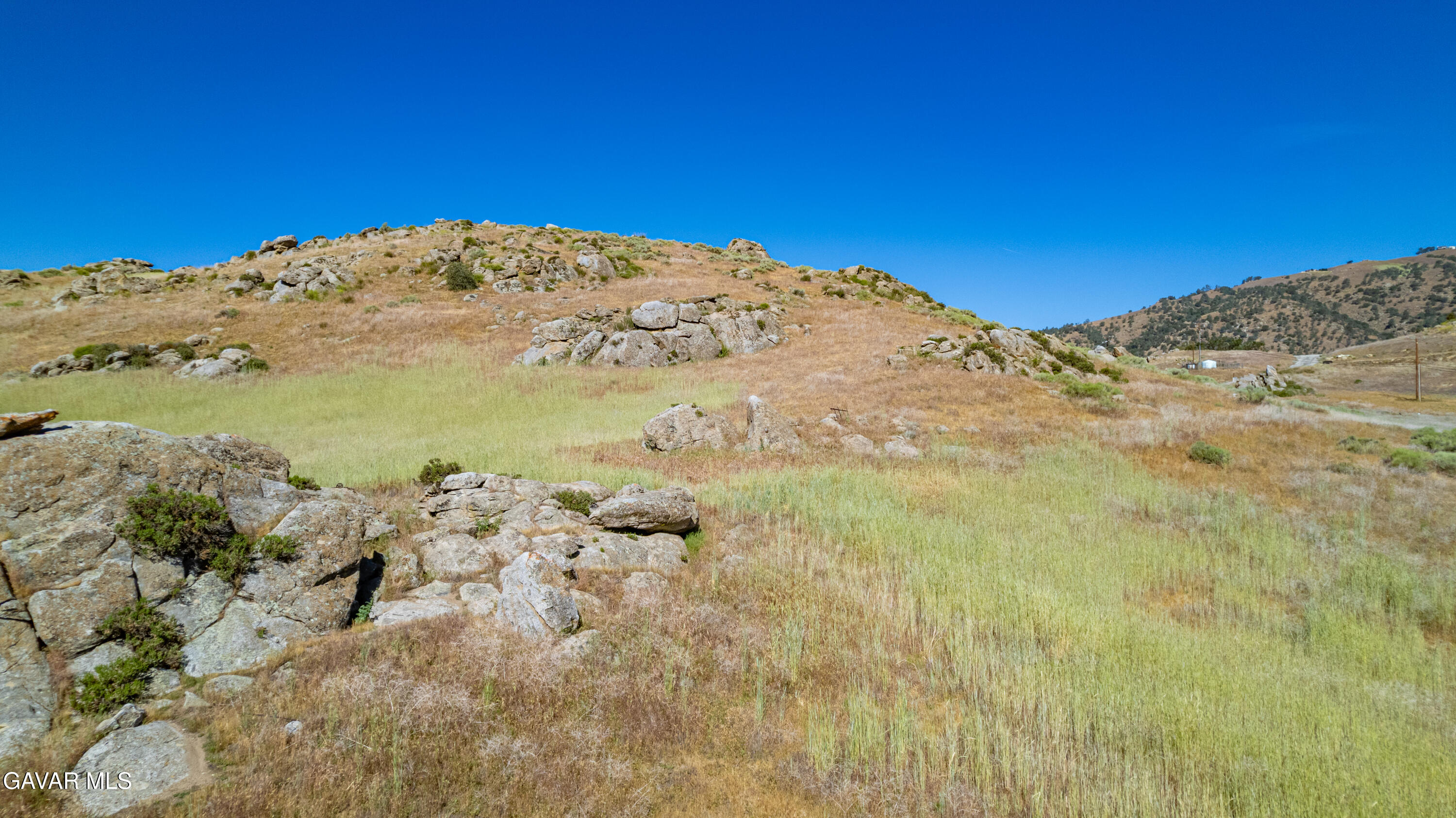 Edward Street Tehachapi, CA 93561 - Photo 6 of 15 e3DJI_0026