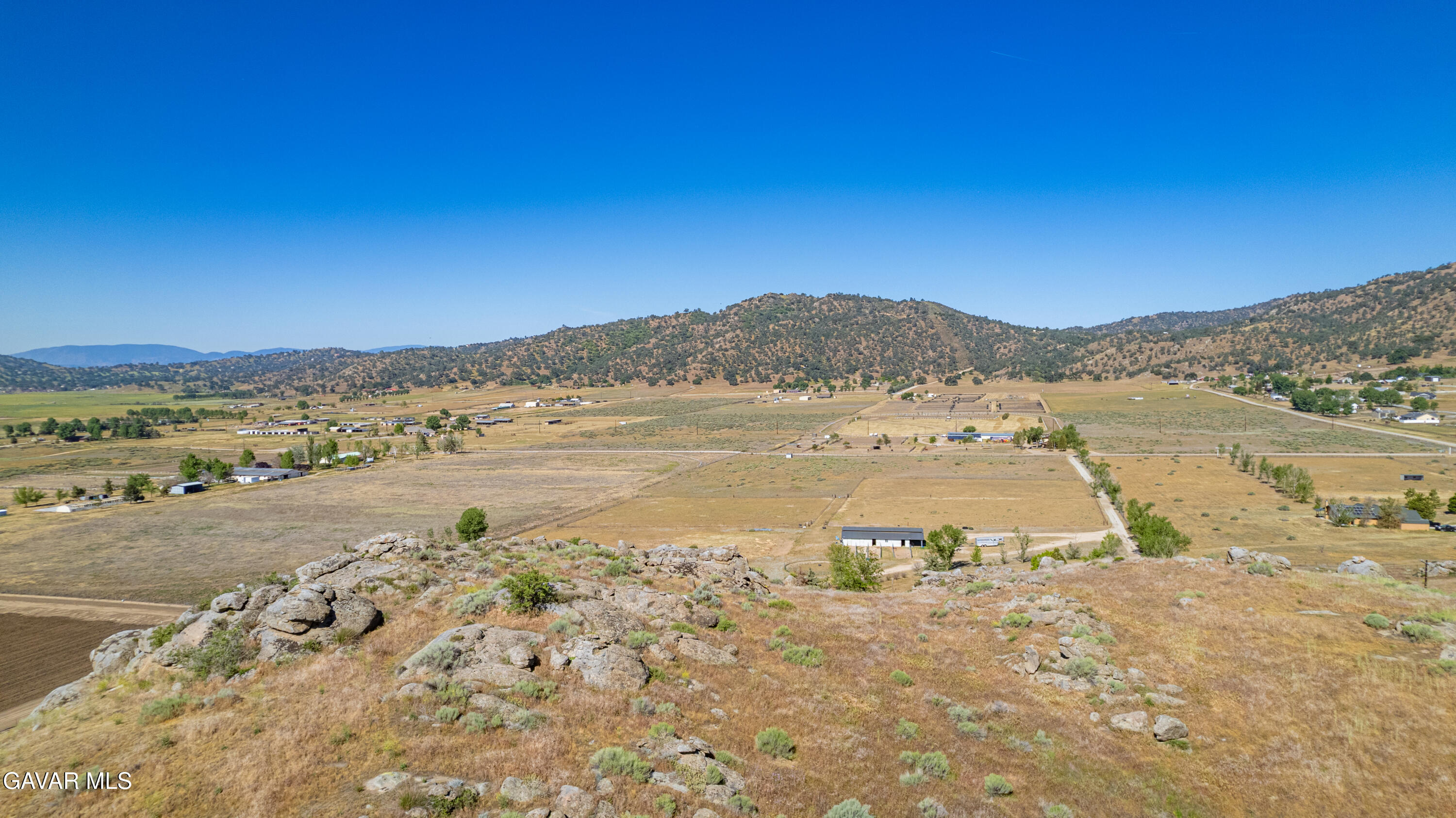 Edward Street Tehachapi, CA 93561 - Photo 10 of 15 e3DJI_0030