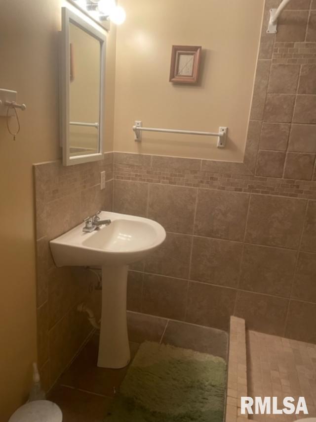 307 North 5th Street Dunlap, IL 61525 - Photo 26 of 34