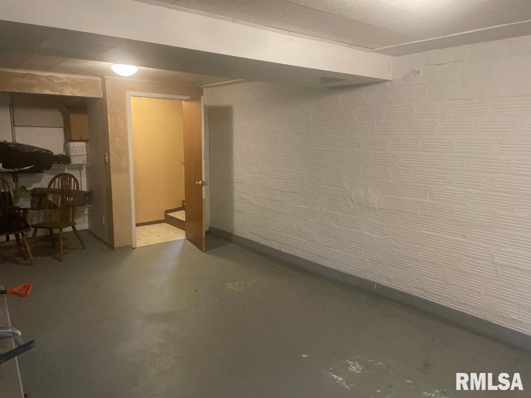 307 North 5th Street Dunlap, IL 61525 - Photo 32 of 34