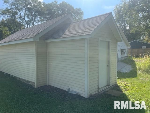 307 North 5th Street Dunlap, IL 61525 - Photo 5 of 34