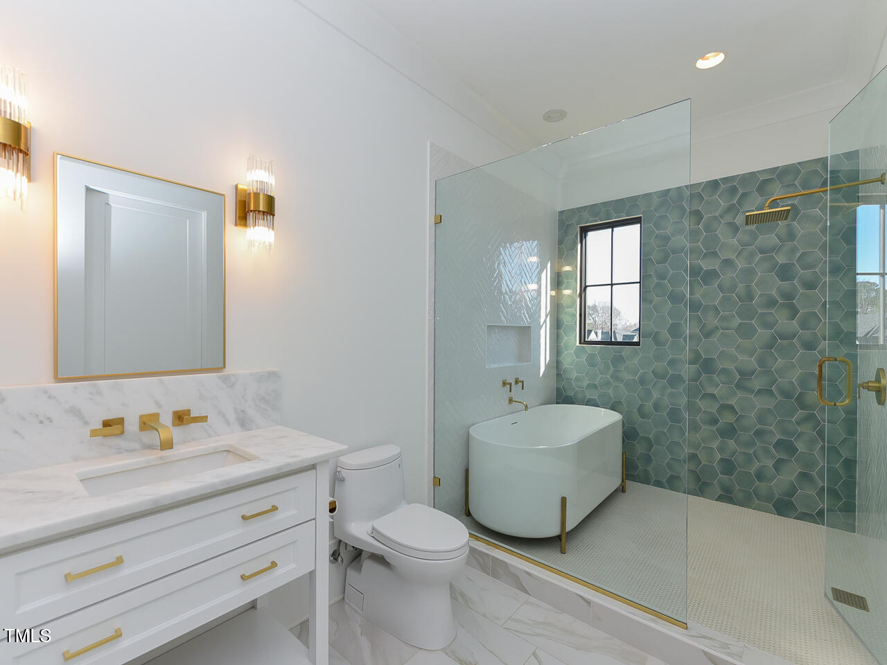 1425 Sky Vista Way Raleigh, NC 27613 - Photo 47 of 67 ADD - upstairs Bath1 - ok