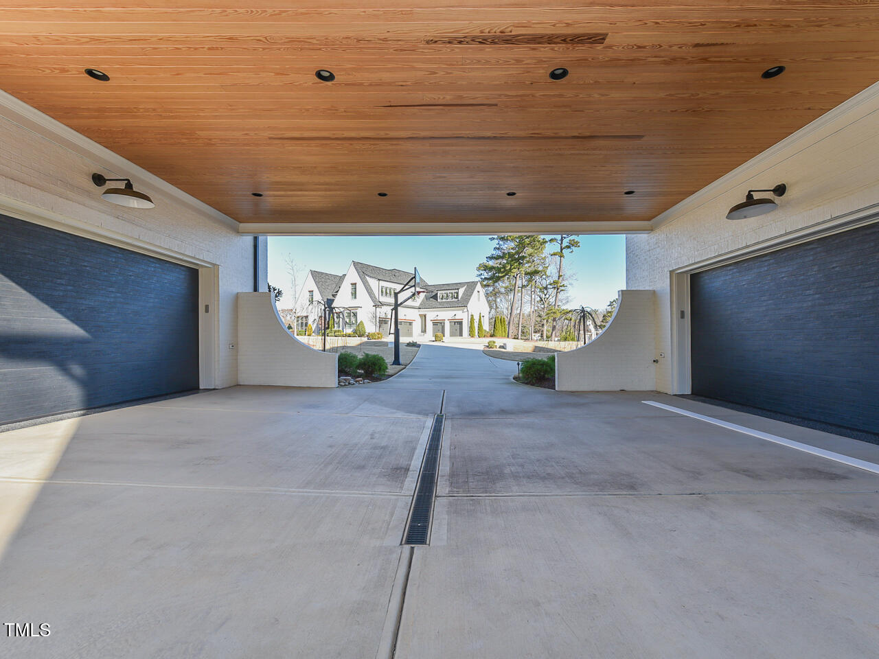 1425 Sky Vista Way Raleigh, NC 27613 - Photo 5 of 67 ADD - garage - ok