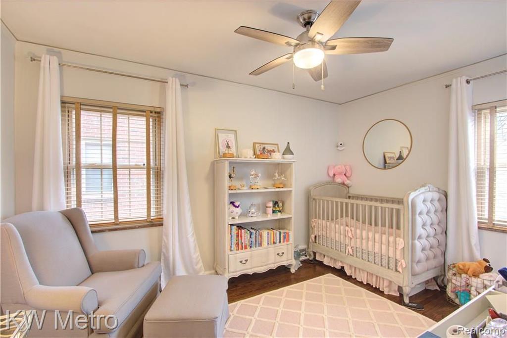 1800 Hampton Road Grosse Pointe Woods, MI 48236 - Photo 24 of 35