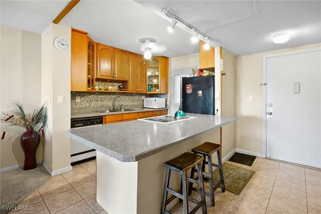 $169,999 | 1766 Cape Coral Parkway East, Unit 310, Cape Coral, FL 33904