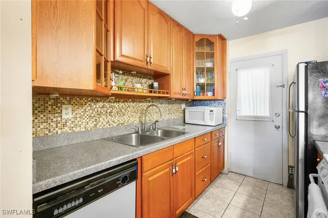 $169,999 | 1766 Cape Coral Parkway East, Unit 310, Cape Coral, FL 33904