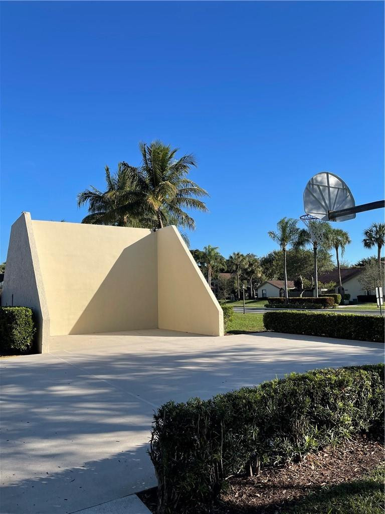 23424 Southwest 53rd Avenue, Unit E Boca Raton, FL 33433 - Photo 15 of 16 Photo 15