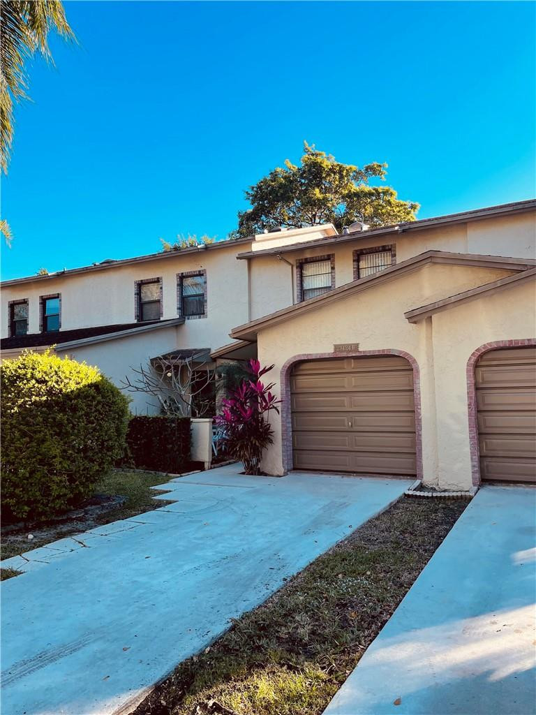 23424 Southwest 53rd Avenue, Unit E Boca Raton, FL 33433 - Photo 5 of 16 Photo 5