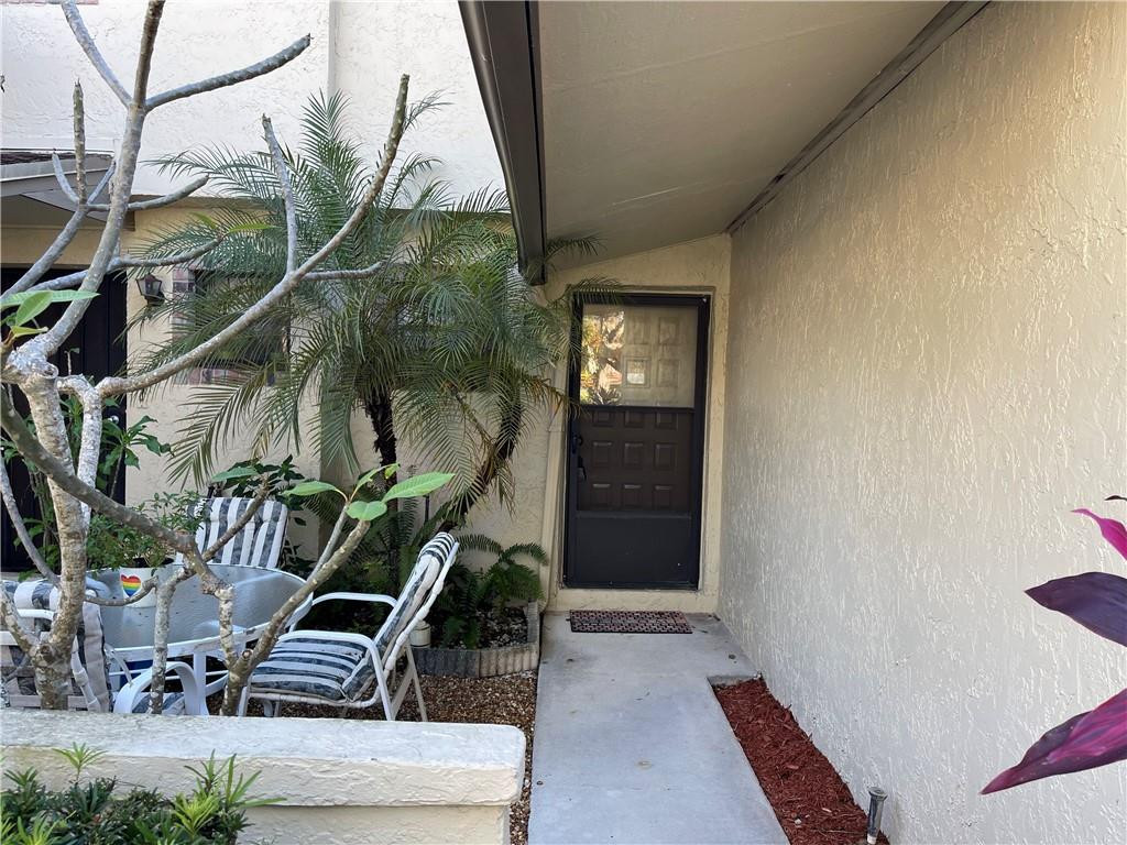 23424 Southwest 53rd Avenue, Unit E Boca Raton, FL 33433 - Photo 7 of 16 Photo 7