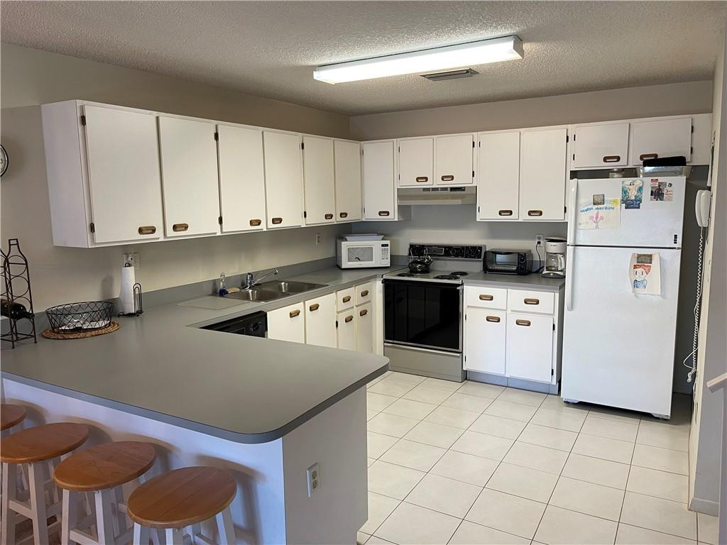 23424 Southwest 53rd Avenue, Unit E Boca Raton, FL 33433 - Photo 9 of 16 Photo 9