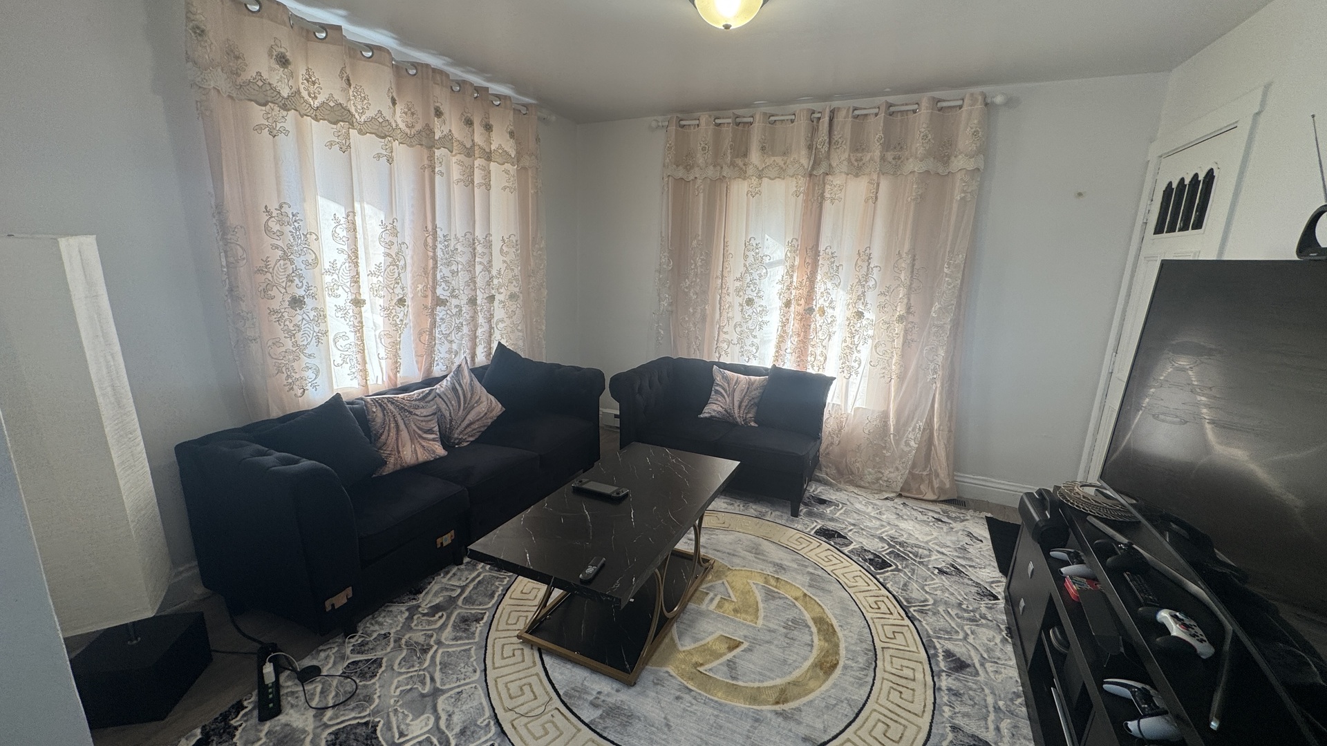 2817 Gabriel Avenue Zion, IL 60099 - Photo 3 of 21