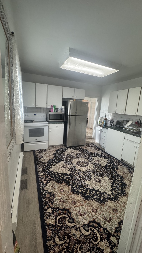 2817 Gabriel Avenue Zion, IL 60099 - Photo 4 of 21