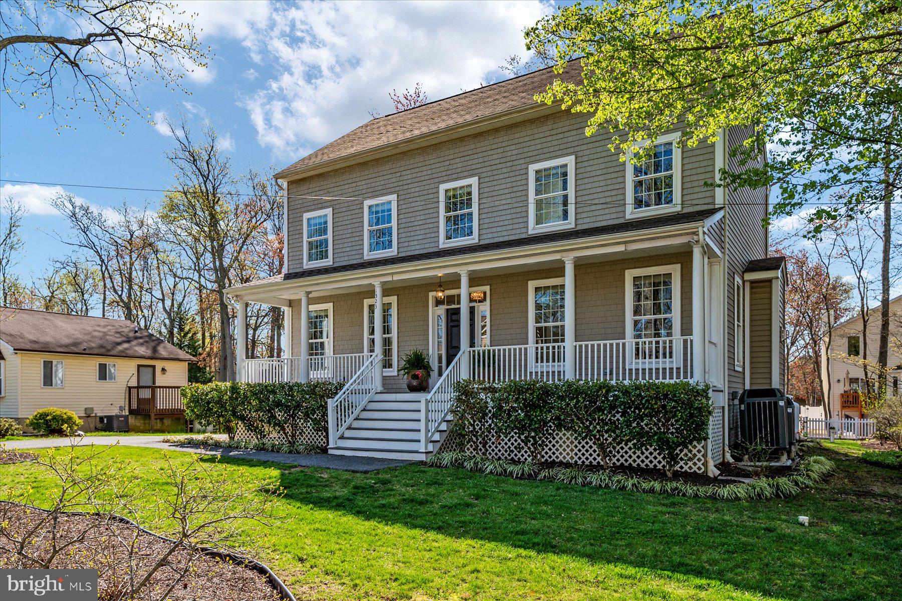 1323 Harbor Road Annapolis, MD 21403 - Photo 1 of 50 Oyster Harbor Colonial