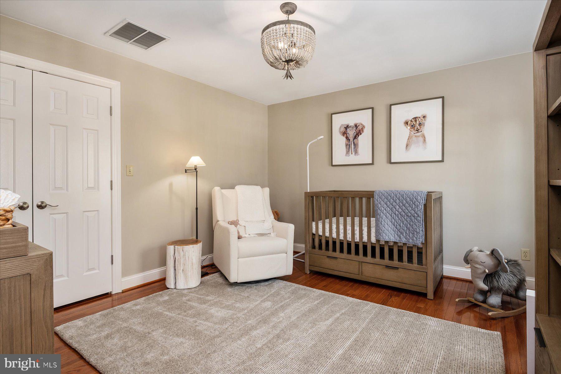 1323 Harbor Road Annapolis, MD 21403 - Photo 29 of 50 Large closets