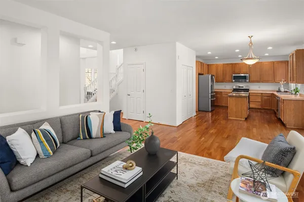 $1,195,000 | 7011 137th Place Southeast, Snohomish, WA 98296