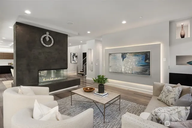 $3,898,000 | 3108 92nd Avenue Northeast, Clyde Hill, WA 98004