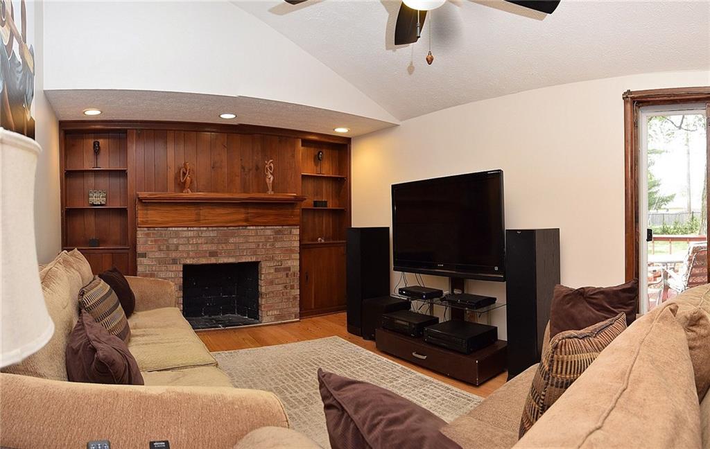 4518 Radnor Road Indianapolis, IN 46226 - Photo 12 of 32 Gallery Image 12