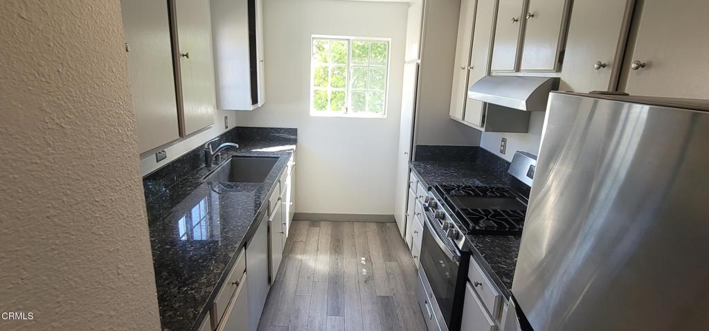 2077 Blackberry Circle Oxnard, CA 93036 - Photo 7 of 20