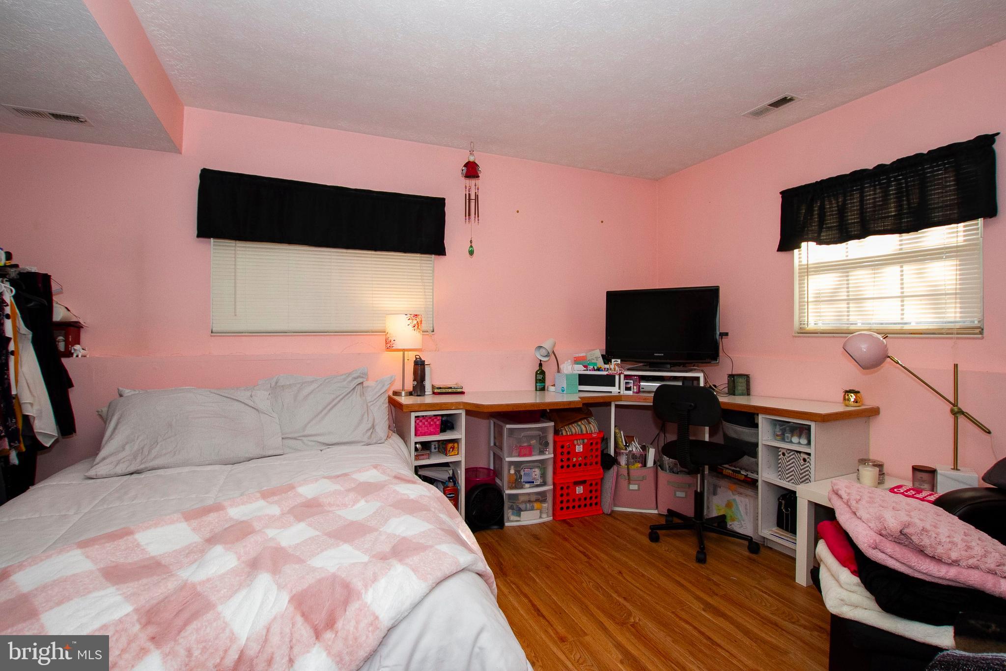 5004 Tartan Hill Road Perry Hall, MD 21128 - Photo 4 of 10 Gallery Image 4