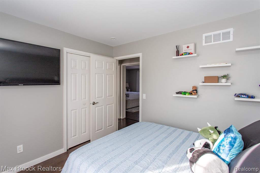 3918 Crooks Road Rochester Hills, MI 48309 - Photo 33 of 66