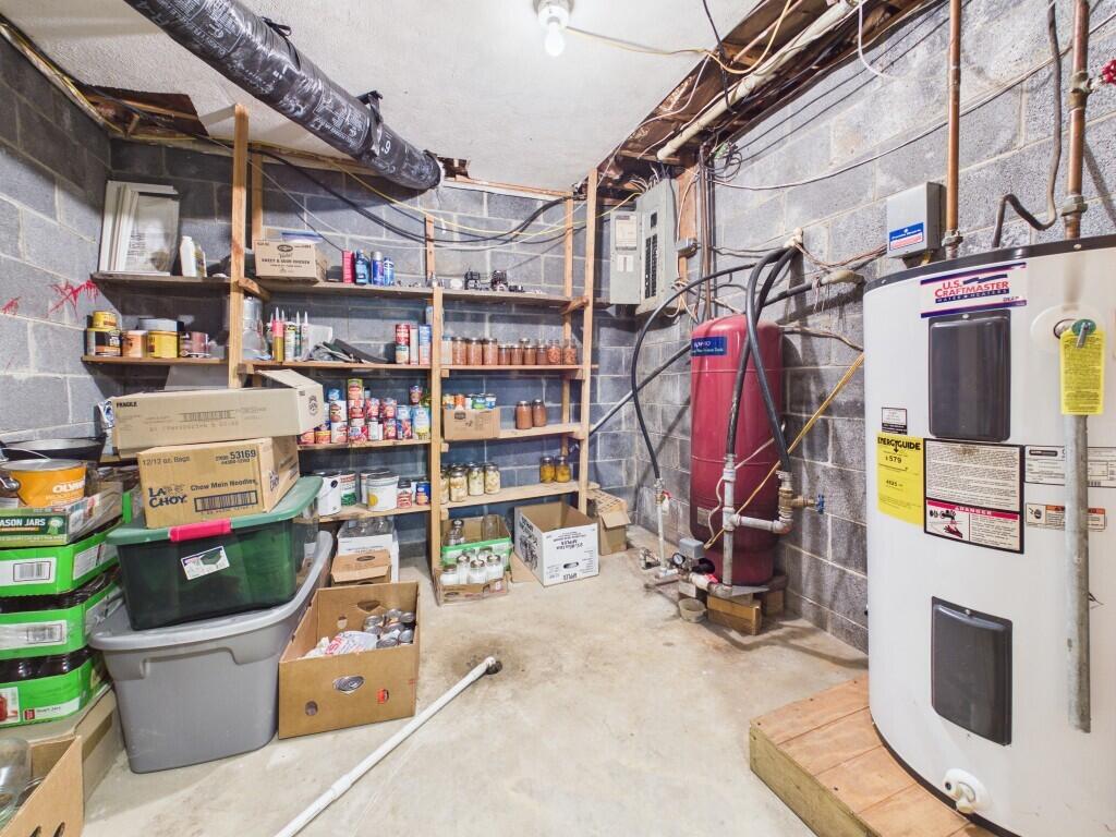 404 Baker Island Road Max Meadows, VA 24360 - Photo 54 of 66 a view of store room with washer and dryer
