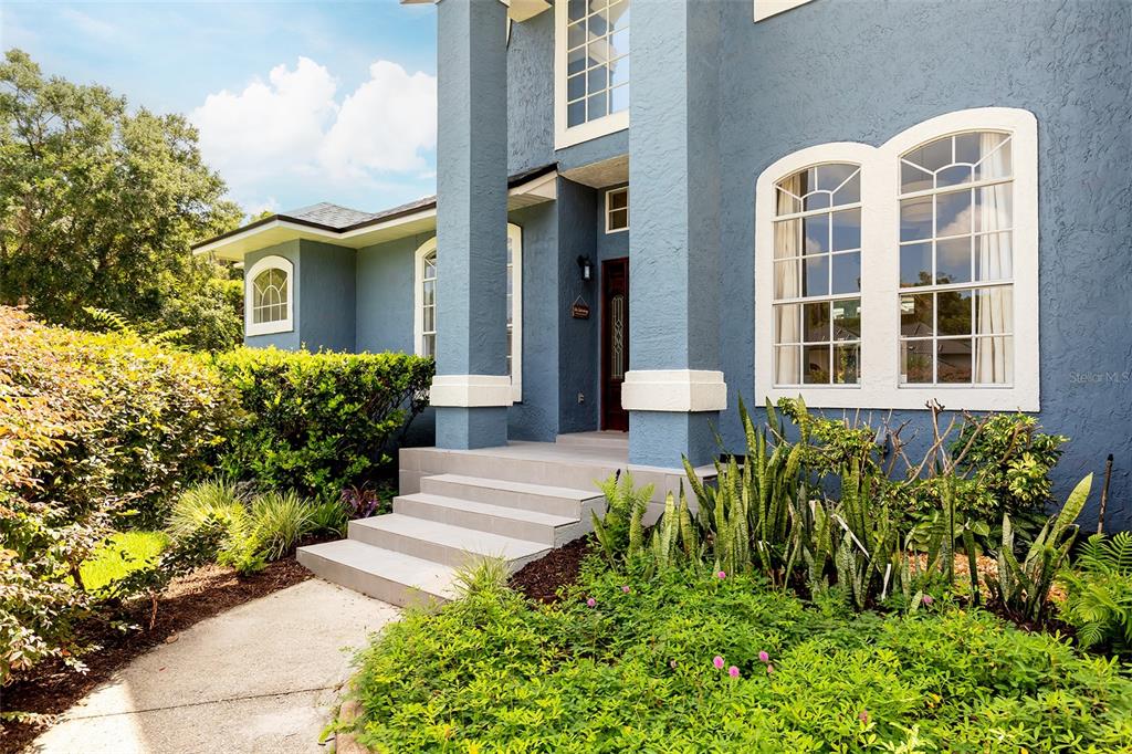 1153 Oak Tree Circle Altamonte Springs, FL 32714 - Photo 3 of 50