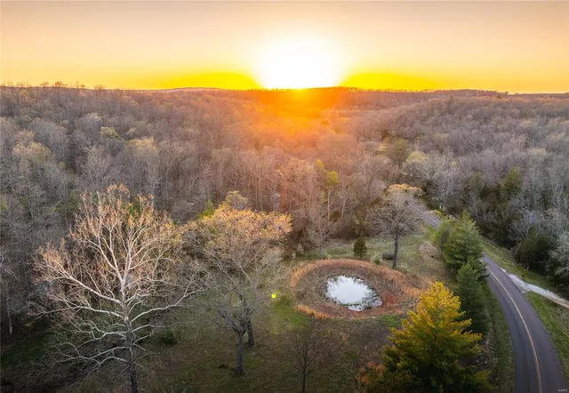 $185,000 | 382 State Hwy V, Steelville, MO 65566