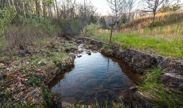 $185,000 | 382 State Hwy V, Steelville, MO 65566