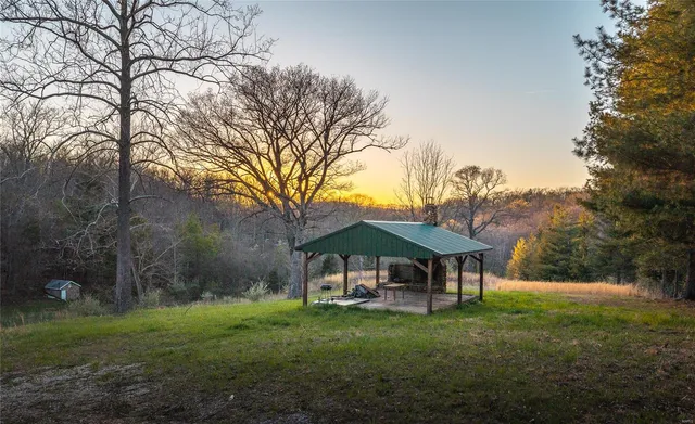 $185,000 | 382 State Hwy V, Steelville, MO 65566