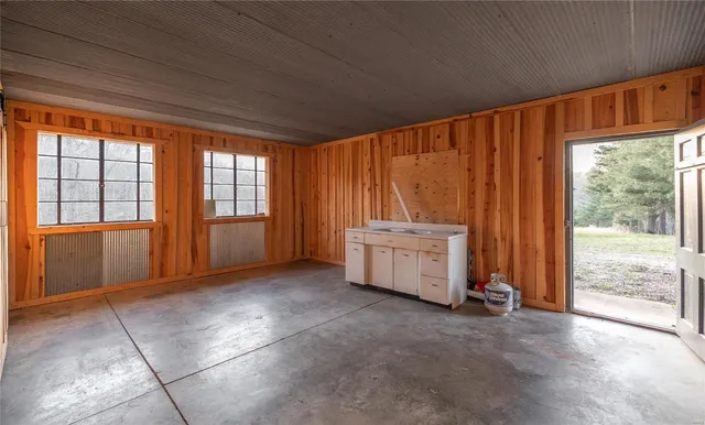 $185,000 | 382 State Hwy V, Steelville, MO 65566