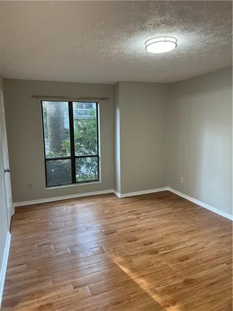 $2,000 | 1413 Tuxworth Circle, Decatur, GA 30033