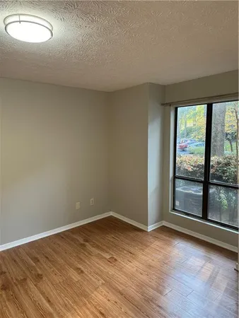 $2,000 | 1413 Tuxworth Circle, Decatur, GA 30033