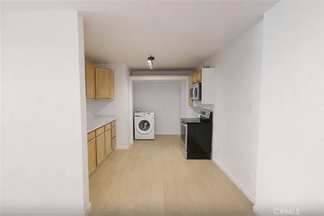 $2,650 | 5637 Redwood Avenue, Unit B, Palmdale, CA 93551