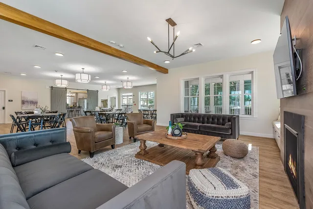 $795,900 | 55 The Cliffs, Unit 55, Auburn, NH 03032