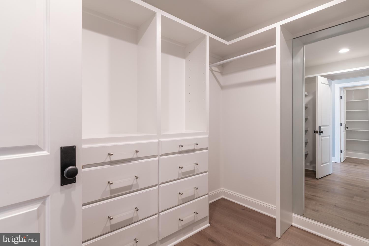 1208 Trinity Drive Alexandria, VA 22314 - Photo 18 of 33