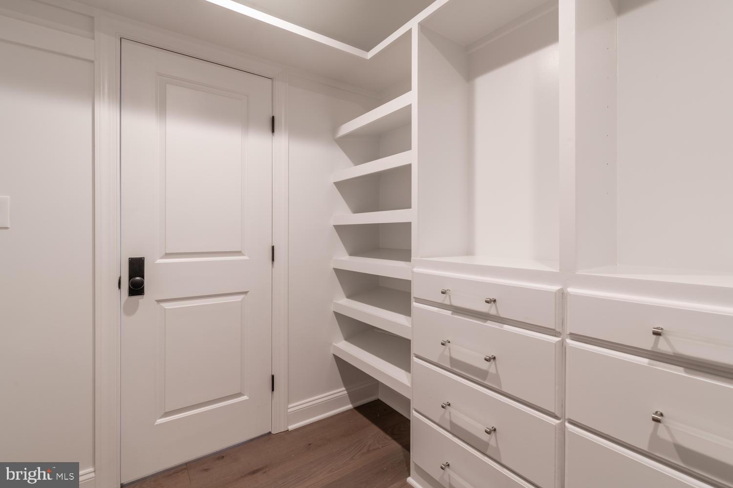 1208 Trinity Drive Alexandria, VA 22314 - Photo 19 of 33