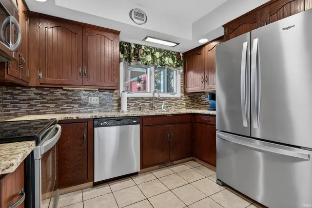 $269,900 | 943 Gustave Place, Marion, IN 46952