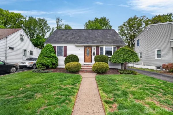 $535,000 | 63 Lyons Avenue, Woodbridge, NJ 07095