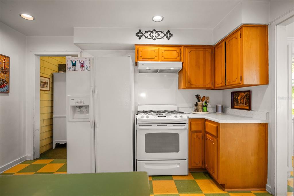 458 Scotland Street Dunedin, FL 34698 - Photo 16 of 91