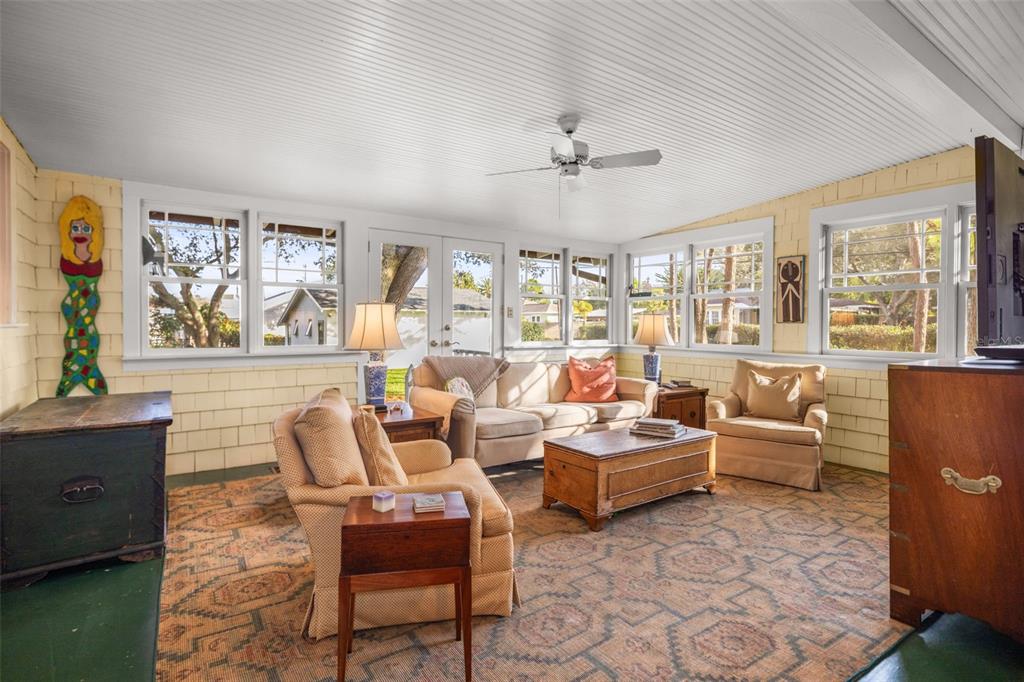 458 Scotland Street Dunedin, FL 34698 - Photo 18 of 91