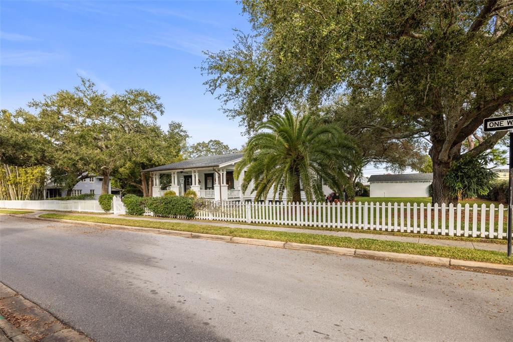 458 Scotland Street Dunedin, FL 34698 - Photo 89 of 91