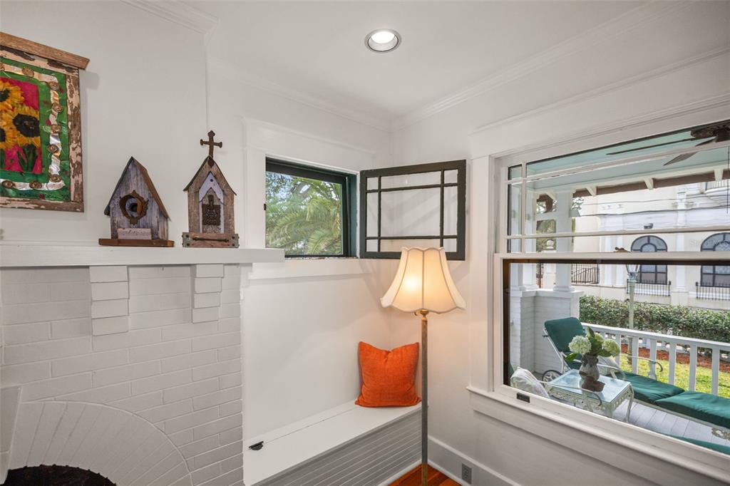 458 Scotland Street Dunedin, FL 34698 - Photo 10 of 91