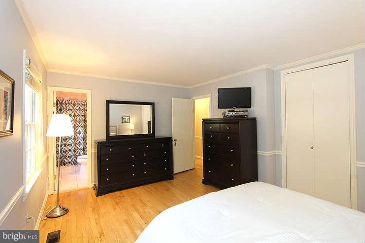 11519 Running Cedar Road Reston, VA 20191 - Photo 20 of 30 Bedroom (Master)