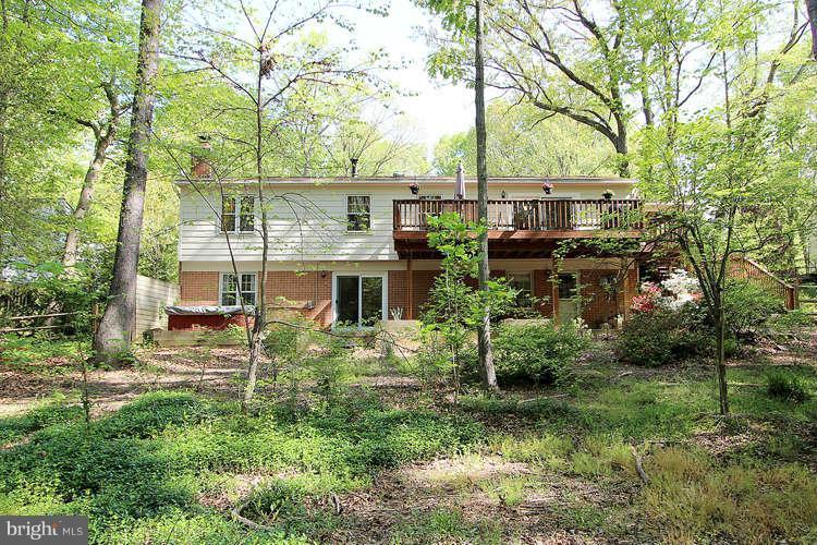 11519 Running Cedar Road Reston, VA 20191 - Photo 30 of 30 Exterior (Rear)